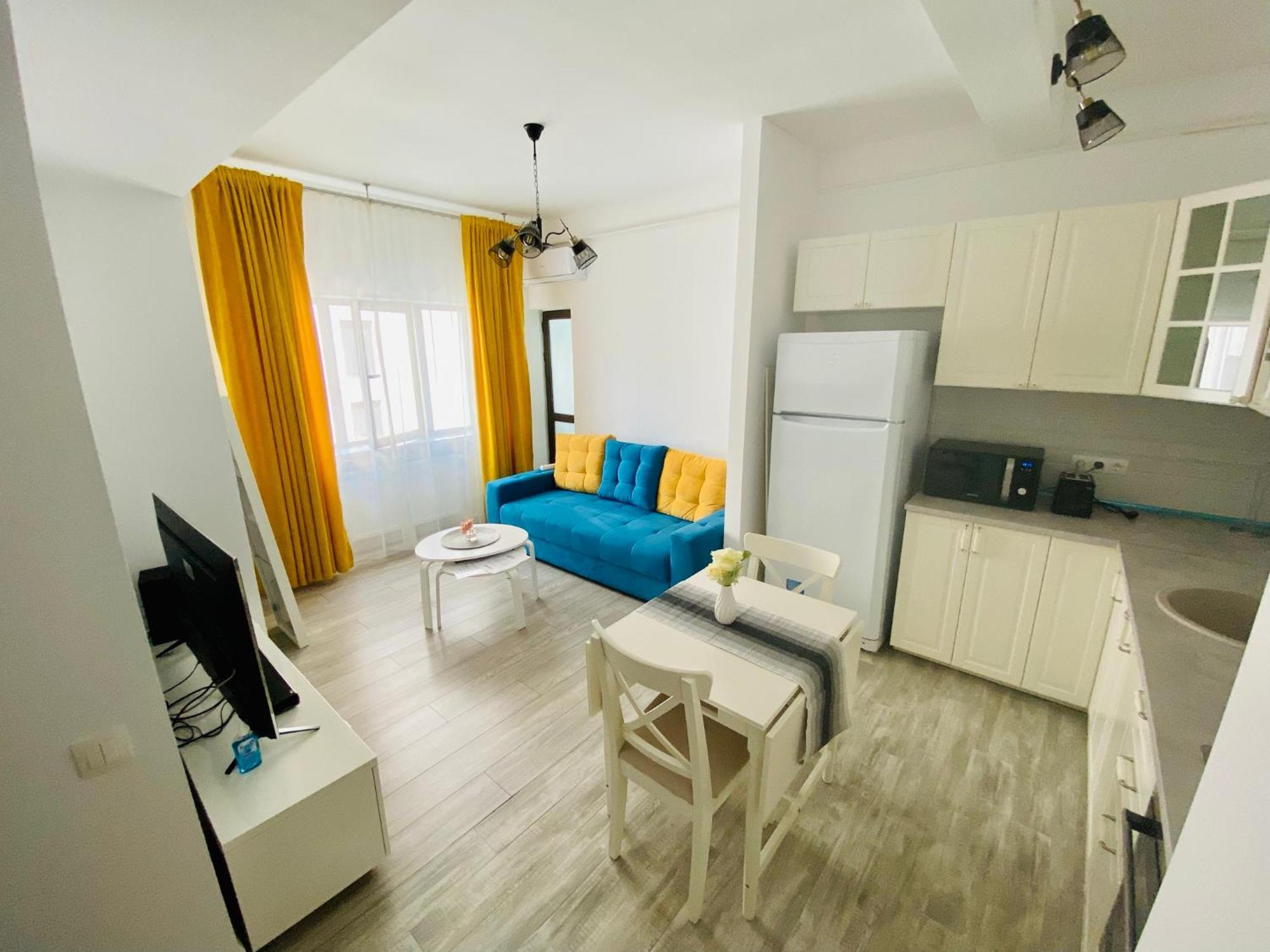 Cozy Central Apartment With 2 Rooms Бухарест Экстерьер фото